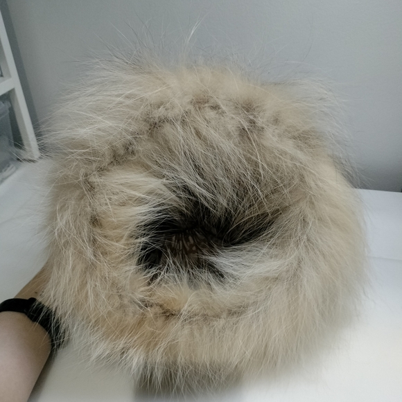 Elegant Genuine Fur Women's Hat - Picture 4 of 7